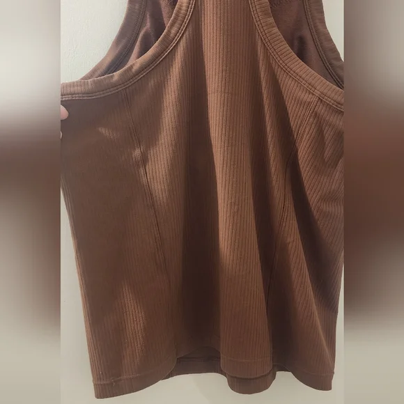 Lululemon Brown Sleeveless Top, Size 8. - Picture 4 of 7